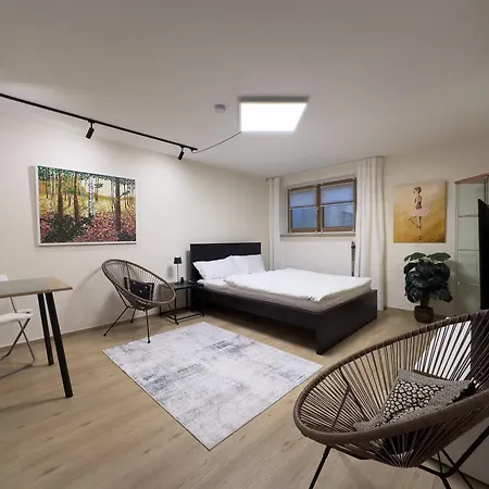 Modernes 1 In Schwabing Naehe Allianz Arena Und Englischer Garten Διαμέρισμα *